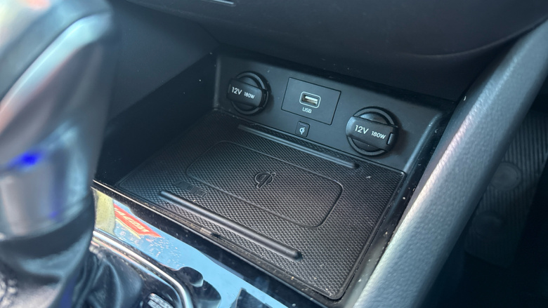 Hyundai IONIQ 1.6 GDi Hybrid Premium SE 5dr DCT Hybrid Hatchback